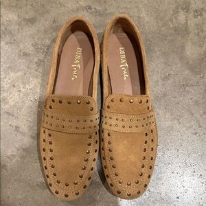 Women’s Tan Loafers